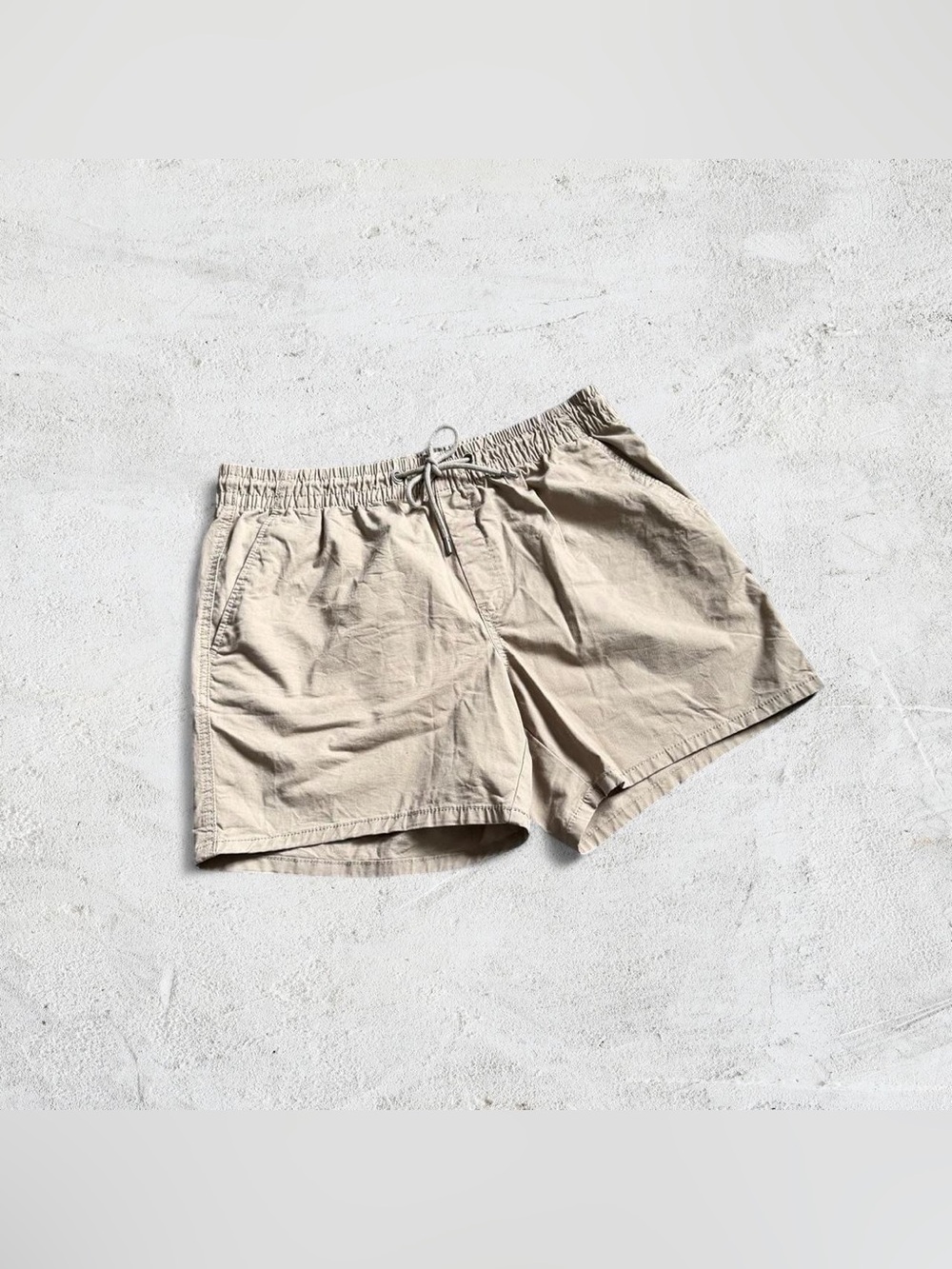 No Boundaries Khaki Tan Elastic Waist Casual Shorts